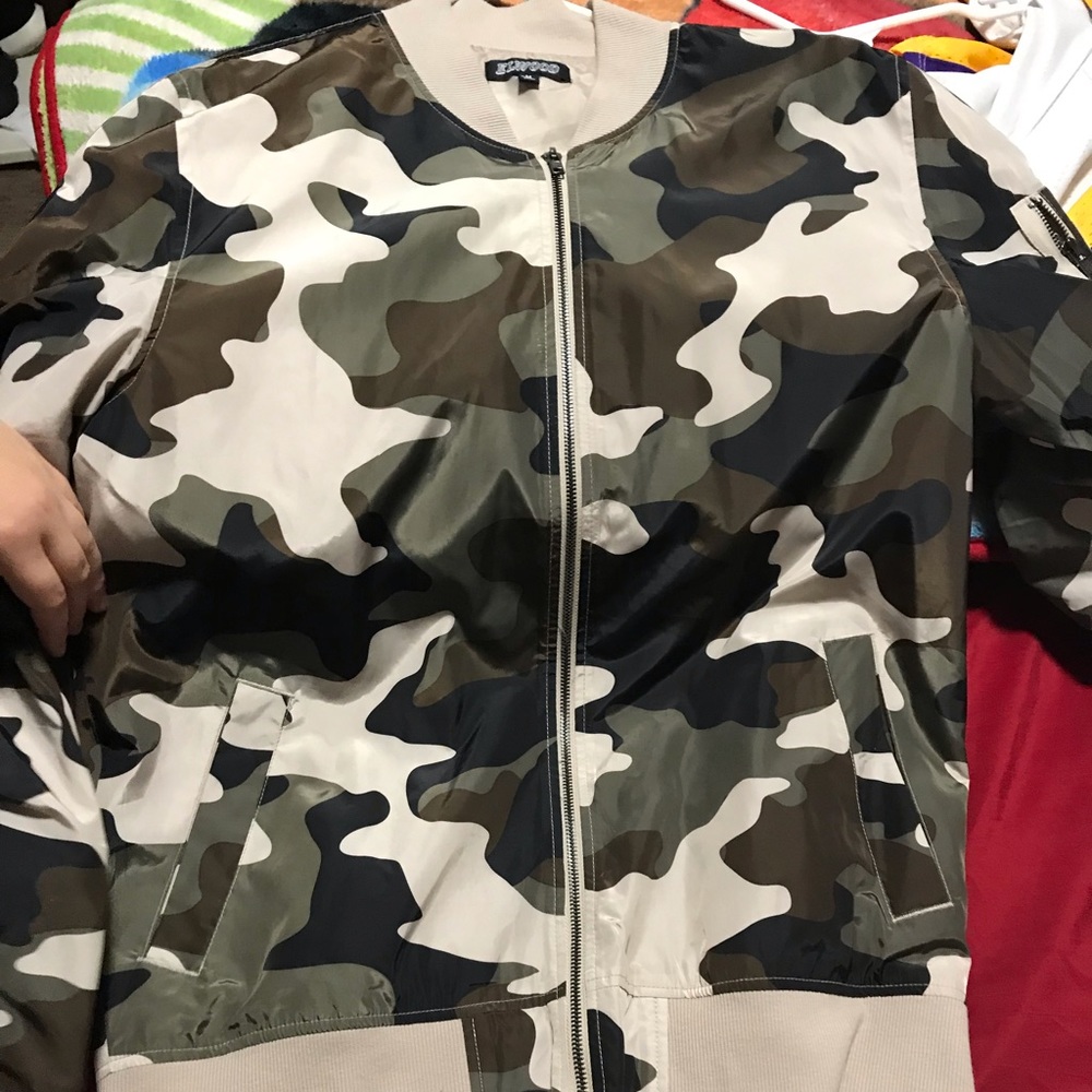 CAMO NYLON BOMBER JACKET